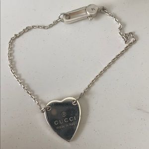 Gucci women’s sterling silver heart bracelet